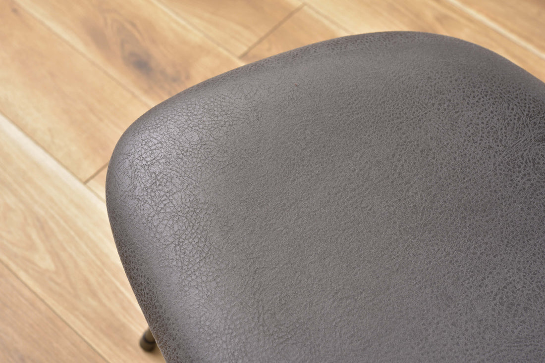 Grove Chair