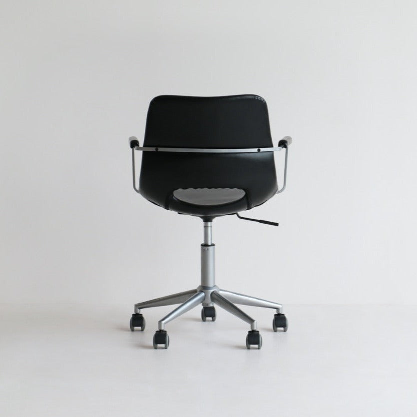 Drip Office Arm Chair｜オフィスアームチェア – チェア・ソファ専門